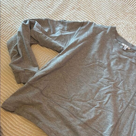 Calme by Johnny Was Gray Boxy Long Sleeve Sweatshirt - Picture 4 of 8